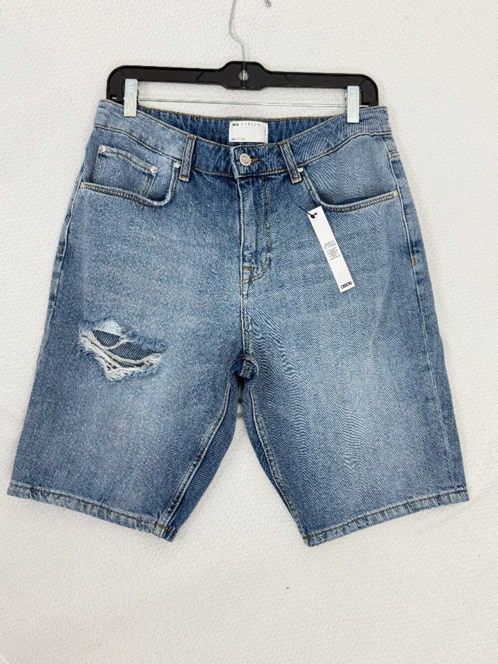 ASOS DESIGN Men's Denim Bermuda Jean Shorts W32 Light Wash Distressed Jorts NWT
